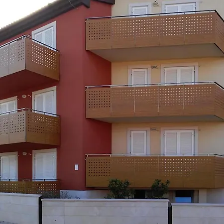 Gorgeous In With House Sea View Apartment